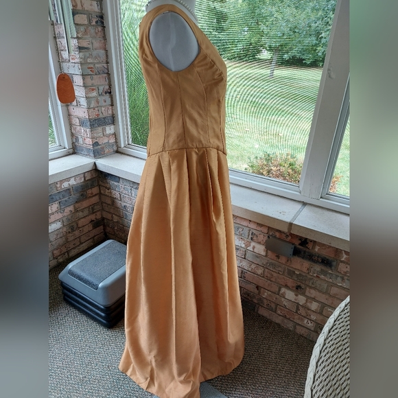 Exquisite Gold Silk Gown M handmade vintage costume base - Picture 5 of 11